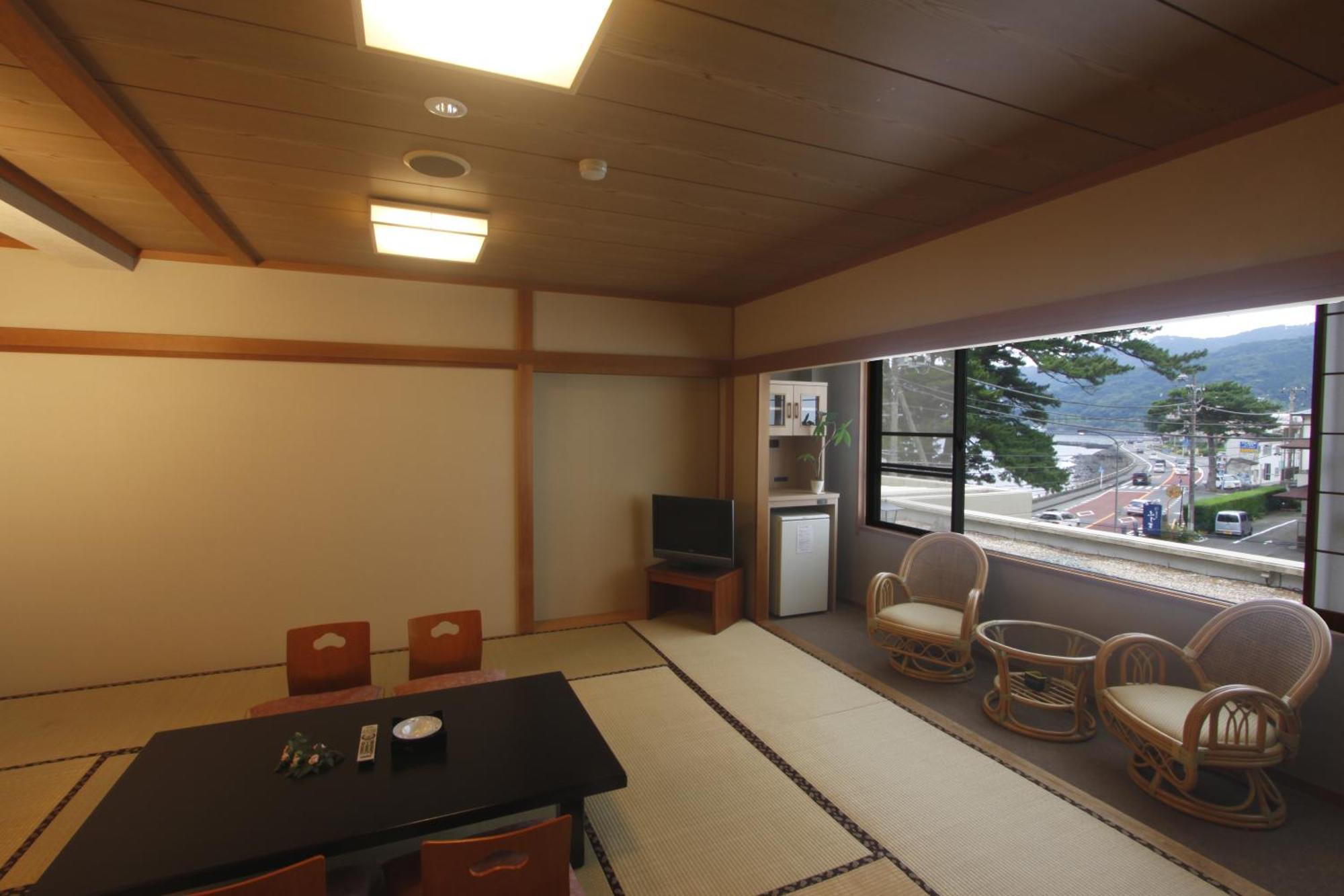 New Tomiyoshi Hotel Atami  Kültér fotó